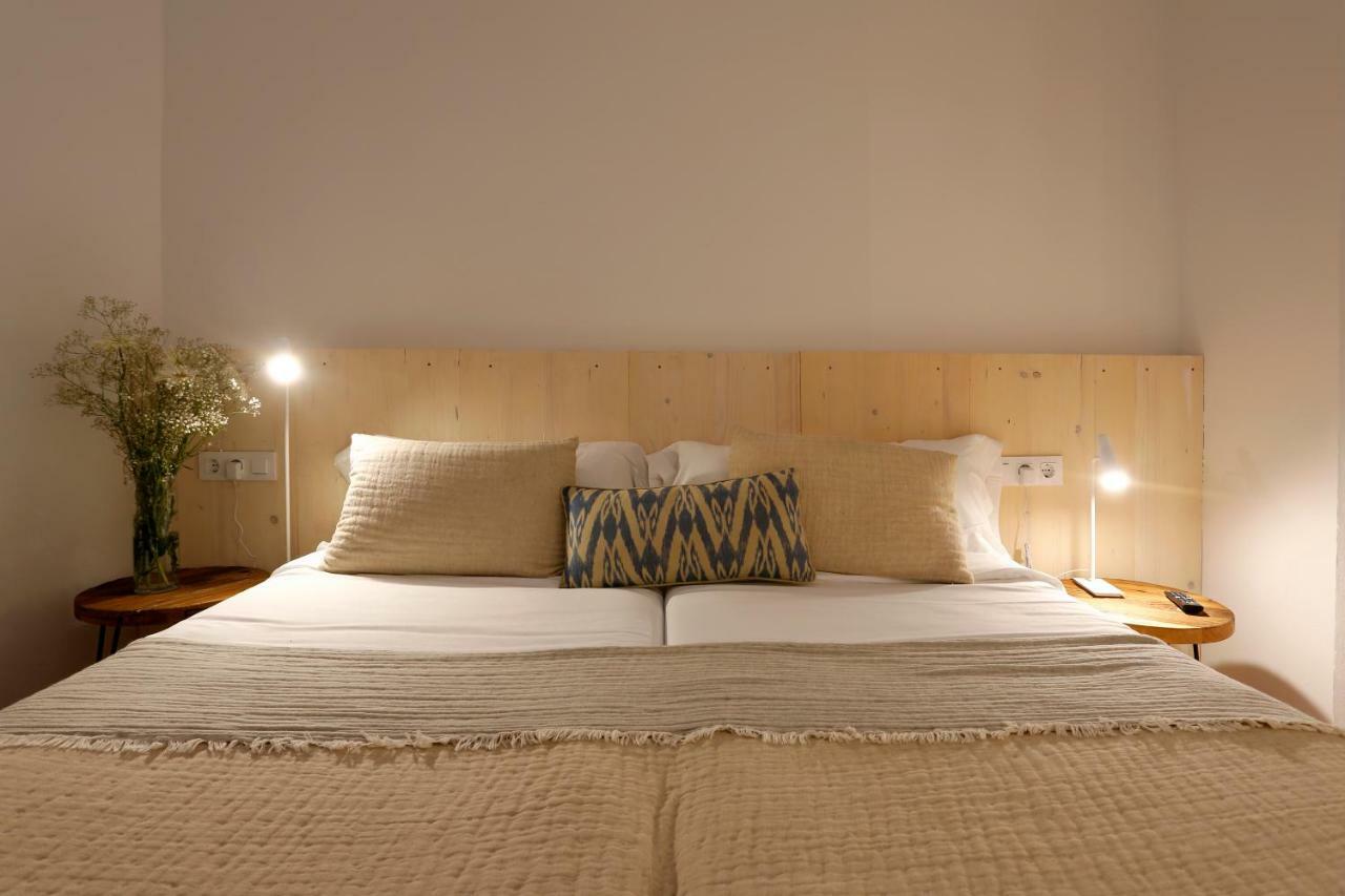 Hostal Ses Negres ベグール 部屋 写真
