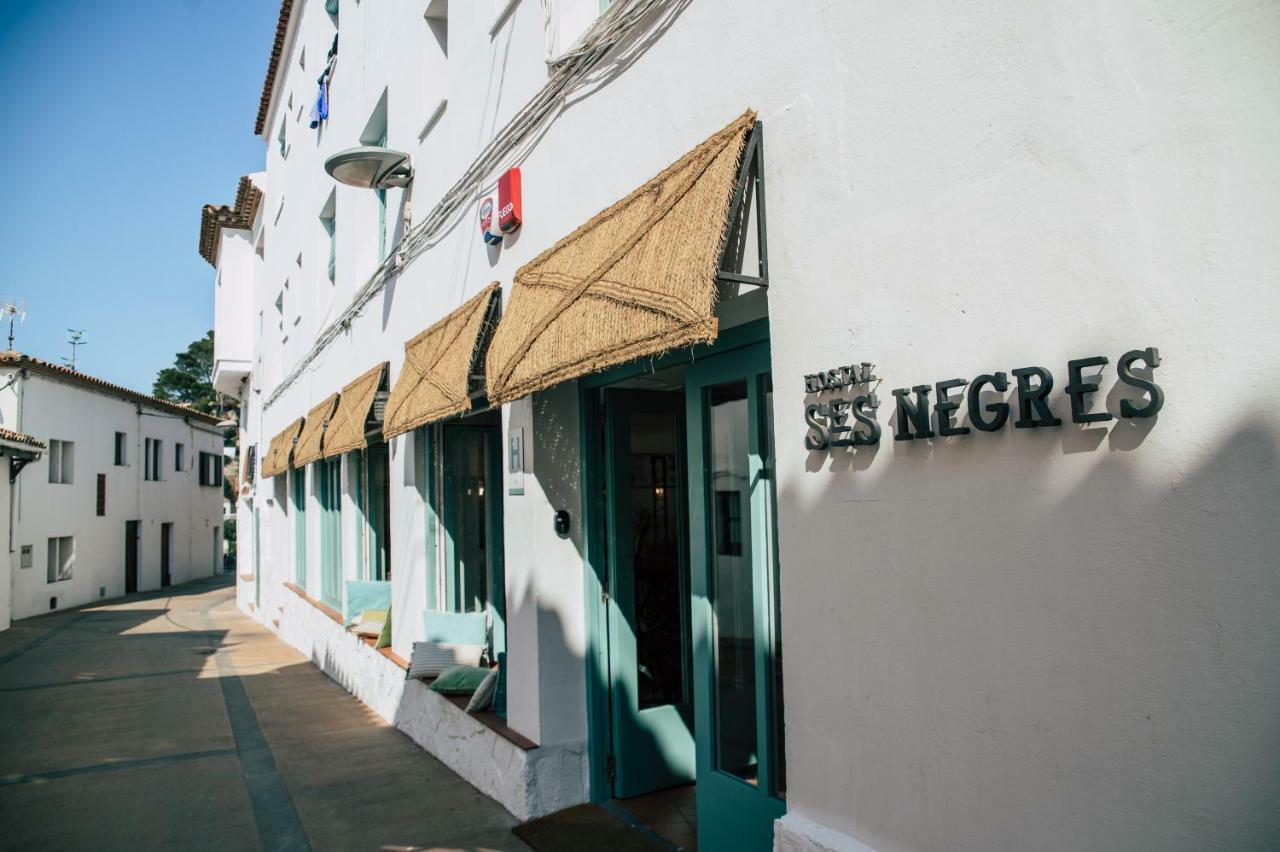 Hostal Ses Negres ベグール エクステリア 写真